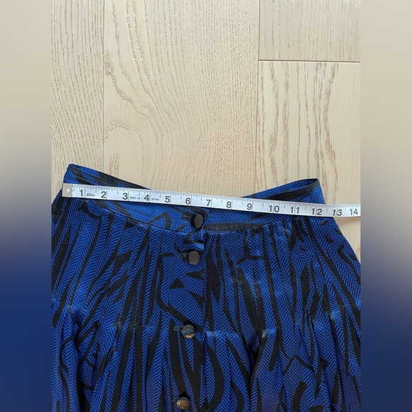 Vintage Valentino Silk Midi Skirt - Picture 2 of 6